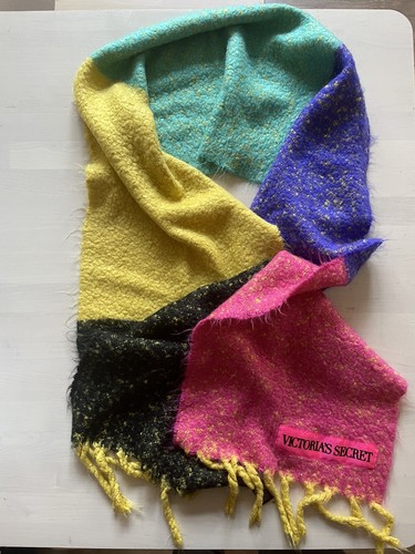 Victoria secret blanket - secret,