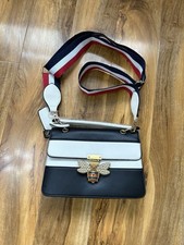 NEW WOMENS BUMBLE BEE LEATHER BLACK HANDBAG SHOULDER BAG