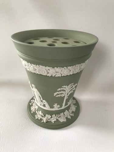 Wedgwood green jasperware - green,