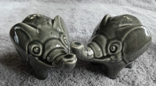 Unique elephant cruet made by - unique,