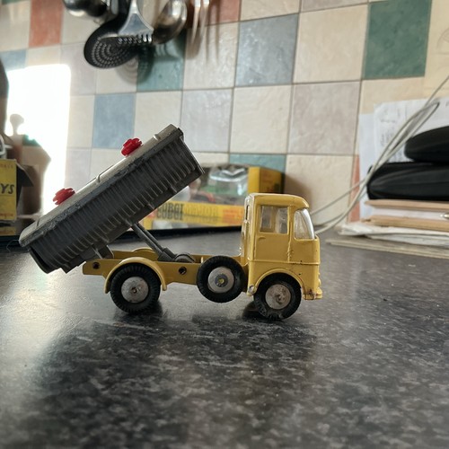 Corgi 460 neville cement - corgi,