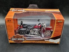 Harley Davidson Heritage Softail Classic Model Motorbike (R102)