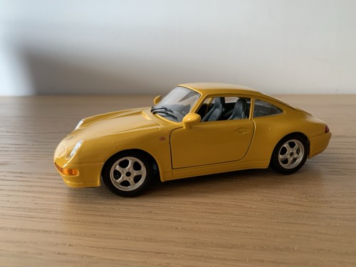 Bburago porsche carrera 911 - carrera,