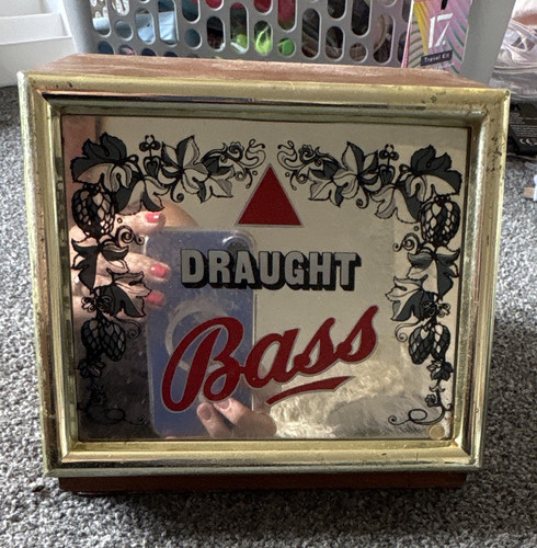 Bass draught lighted - bass,