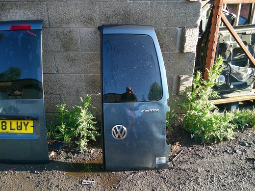 Volkswagen caddy maxi - door,