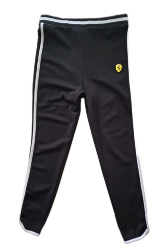 Scuderia ferrari girls - scuderia,