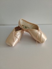 Freed of London Pointe Ballet Shoes Size 3 1/2 XX Pink Satin Dance Ballerina 
