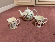 Whittard of Chelsea Cool christmas Teapot & 2 Matching Mugs new Fine china