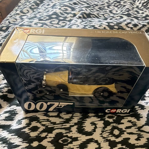 James bond 007 car - james,