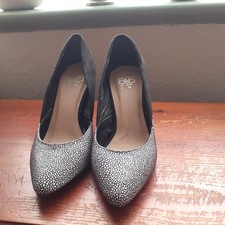 New F&F Women's Black & White