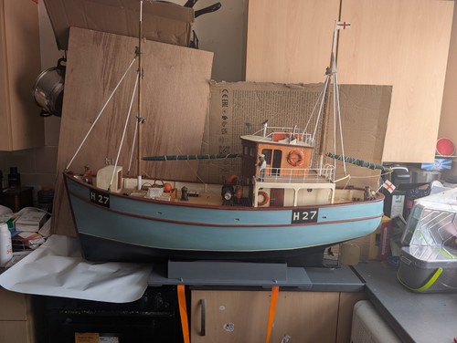 Model fishing boat - boat, remote