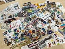 GB Stamps For Cheap Postage FV over £100 loose +mini sheets per lot STOCK PHOTOS