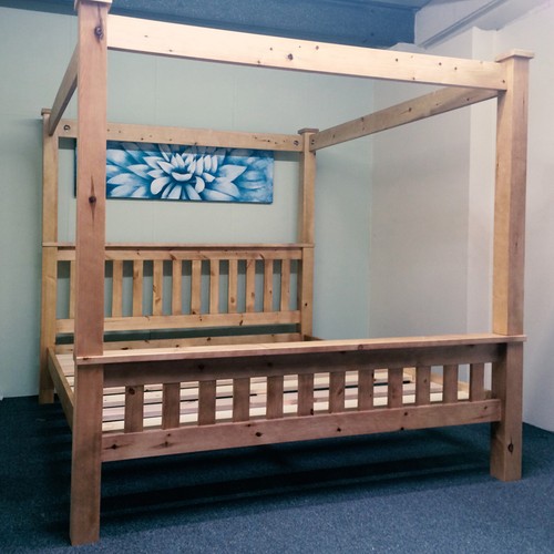 Chunky slatted solid pine - solid,