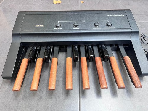 Midi foot pedal controller - midi,