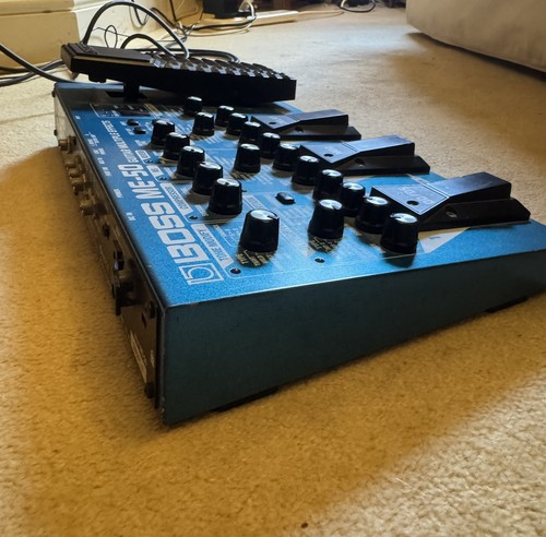 Boss guitar - boss,