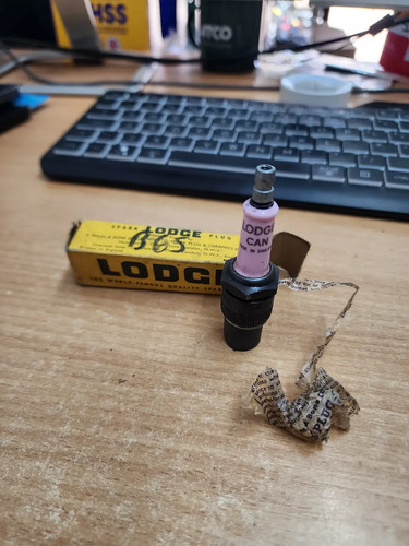 Can lodge spark - spark, plug