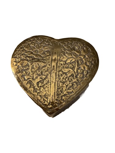 Indian silver jewellery box - silver,