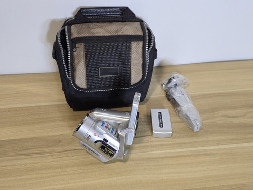 Jvc camcorder mini - camcorder., dv7