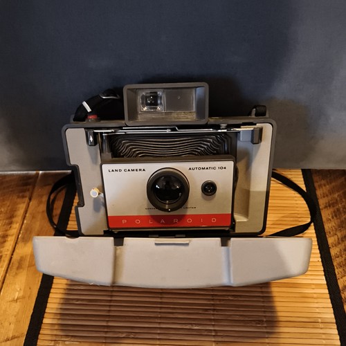 Vintage polaroid automatic - vintage,