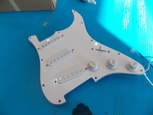 New gloss white - new, sss