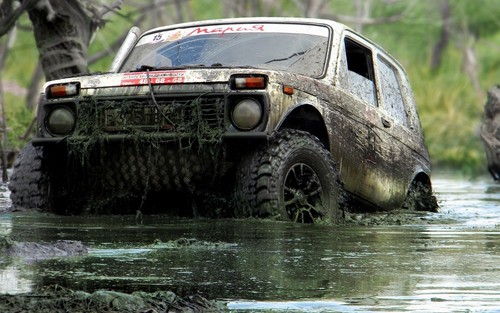 Lada niva car dirt sports - lada,