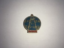C1950s VINTAGE SPOT-ON BY TRI-ANG SCALE 1/42 MODEL CLUB PIN BADGE