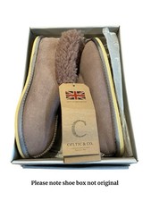 Bnwt Celtic& Co Slippers Size