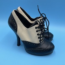 Pin Up Couture Cutiepie-14