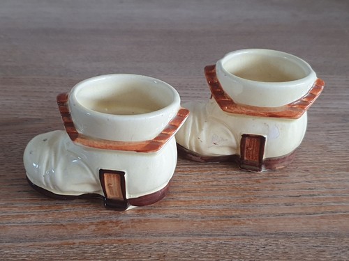 Vintage set egg cups - egg,