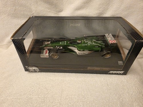 Hot wheels scale jaguar - 1/18,