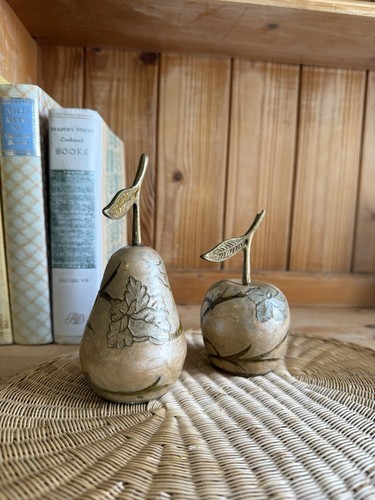 Vintage apple and - apple, pear