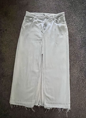 Zara light wash denim - denim, midi