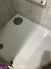 Used Shower cubicle with 8mm thick tinted glass and complete kit, very sturdy.