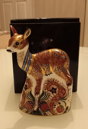 Royal crown derby fawn - crown, (baby