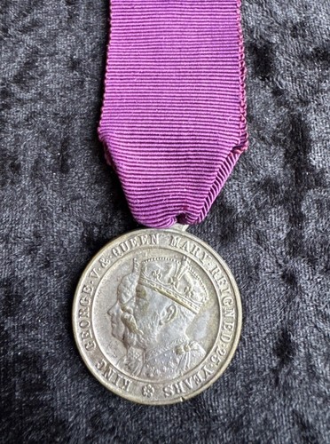 The silver jubilee 1935 medal - jubilee,