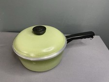 VINTAGE CLUB GREEN CAST ALUMINIUM SAUCEPAN WITH LID