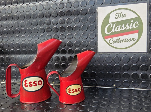 Pair 1958 vintage esso oil - 1958,