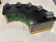 Wooden Thomas The Tank Engine Tidworth Shed / Roundhouse