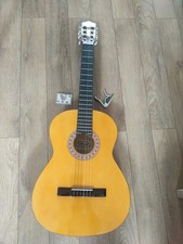 Stagg C542 Guitar Handmade Classic 6-String with Cover Case capo and pitch pipes