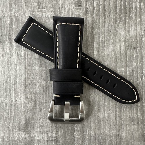 26mm black leather watch - 26mm,