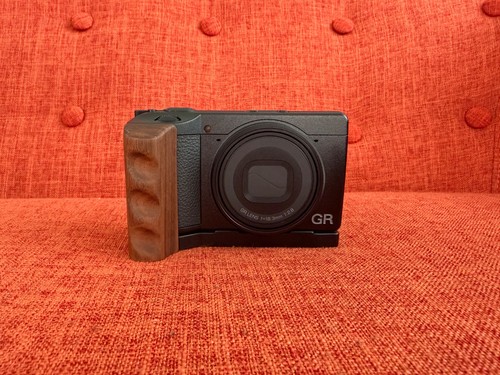 Ricoh 7mp f - iv, 25.7mp