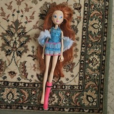 WINX CLUB - MAGICAL MICROPHONE BLOOM DOLL WITTY TOYS