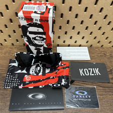 Oakley Frank Kozik Hijinx