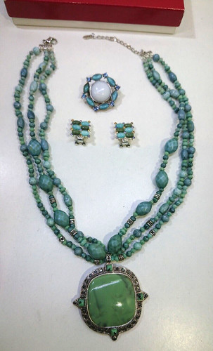 Necklace clip earrings and - earrings,