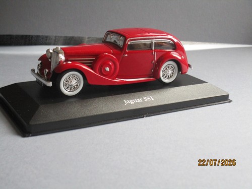 Atlas 43rd diecast jaguar - atlas,