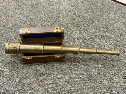 Vintage brass telescope - brass,