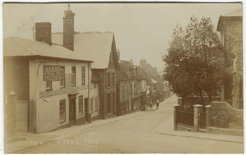 South hill red - lion, inn