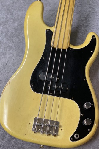 Fender 1976 precision bass - fender,