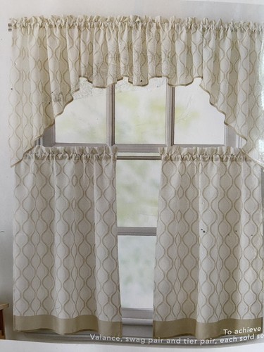 58x36 tailored tier pair - 1,
