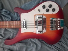 Rickenbacker 4001 - V63 